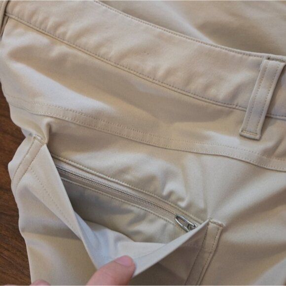 Lululemon Athletica Men's Khaki Athletic Pants Size 35 - Picture 9 of 9